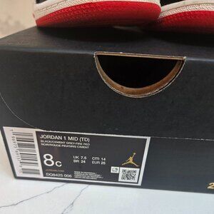 Toddler Jordan 1 Mid hightop sneakers